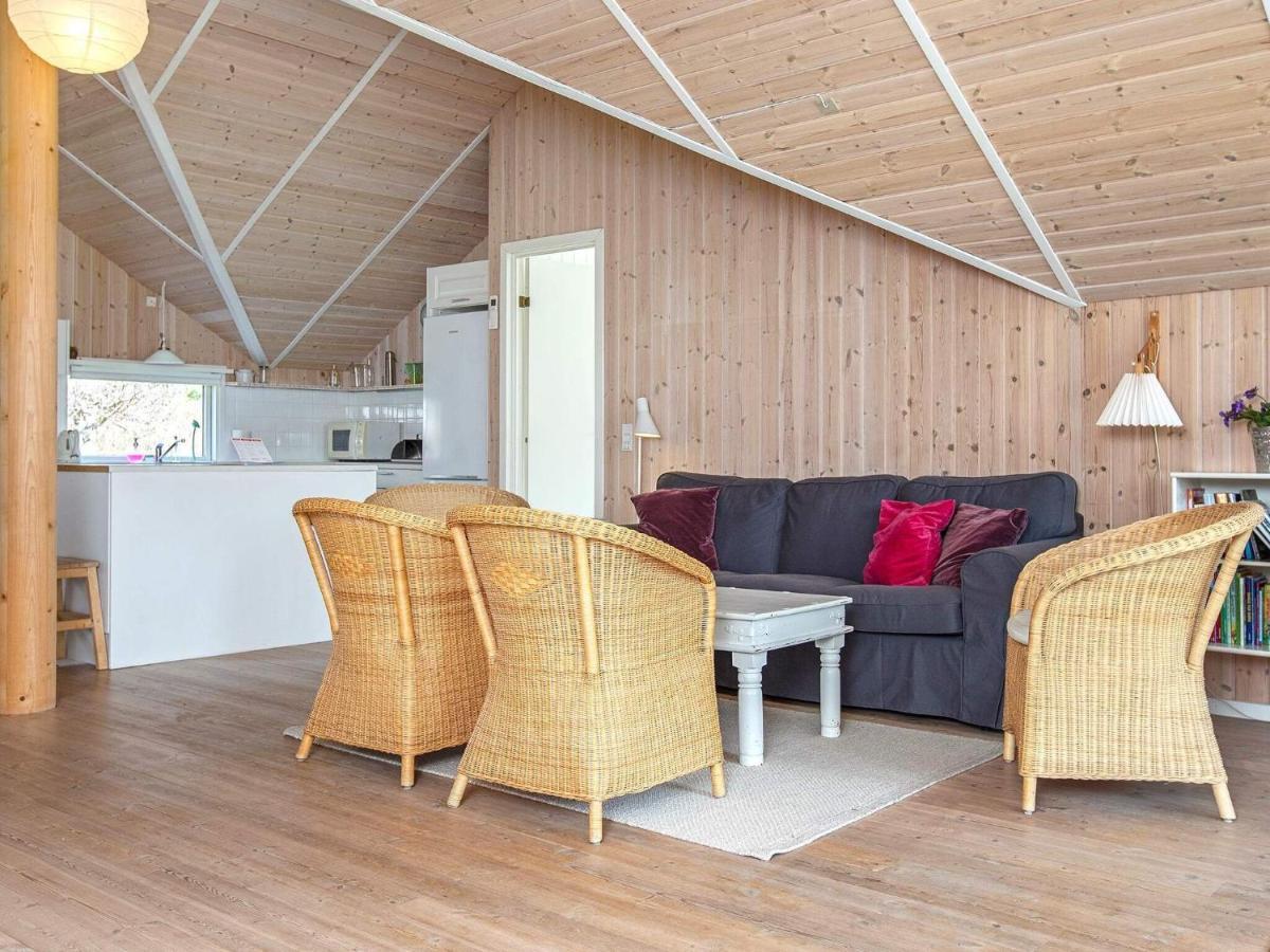 10 Person Holiday Home In Стеге Экстерьер фото